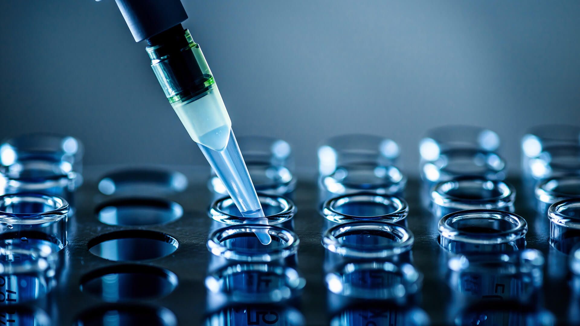 260220_CERTANIA_GBD_Website_CloseUpPipette